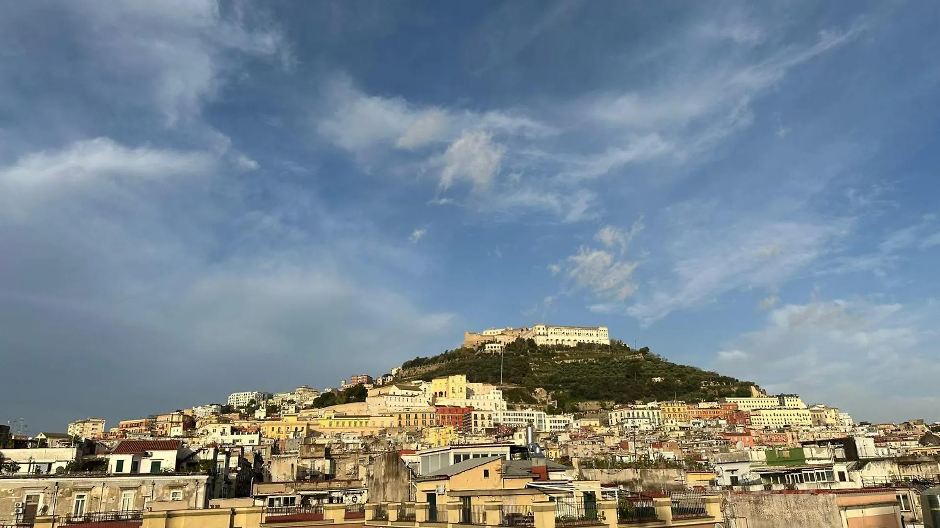 Casa Rossini Apartments contacts